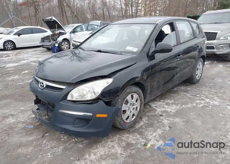 2011 Hyundai Elantra Touring Gls z USA, uszkodzony, nr VIN KMHDB8AE5BU093674
